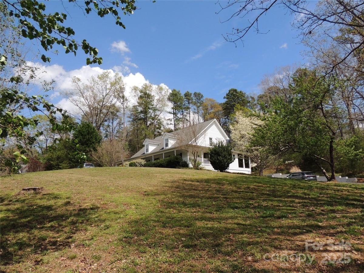 MLS #CAR4265117 image #0