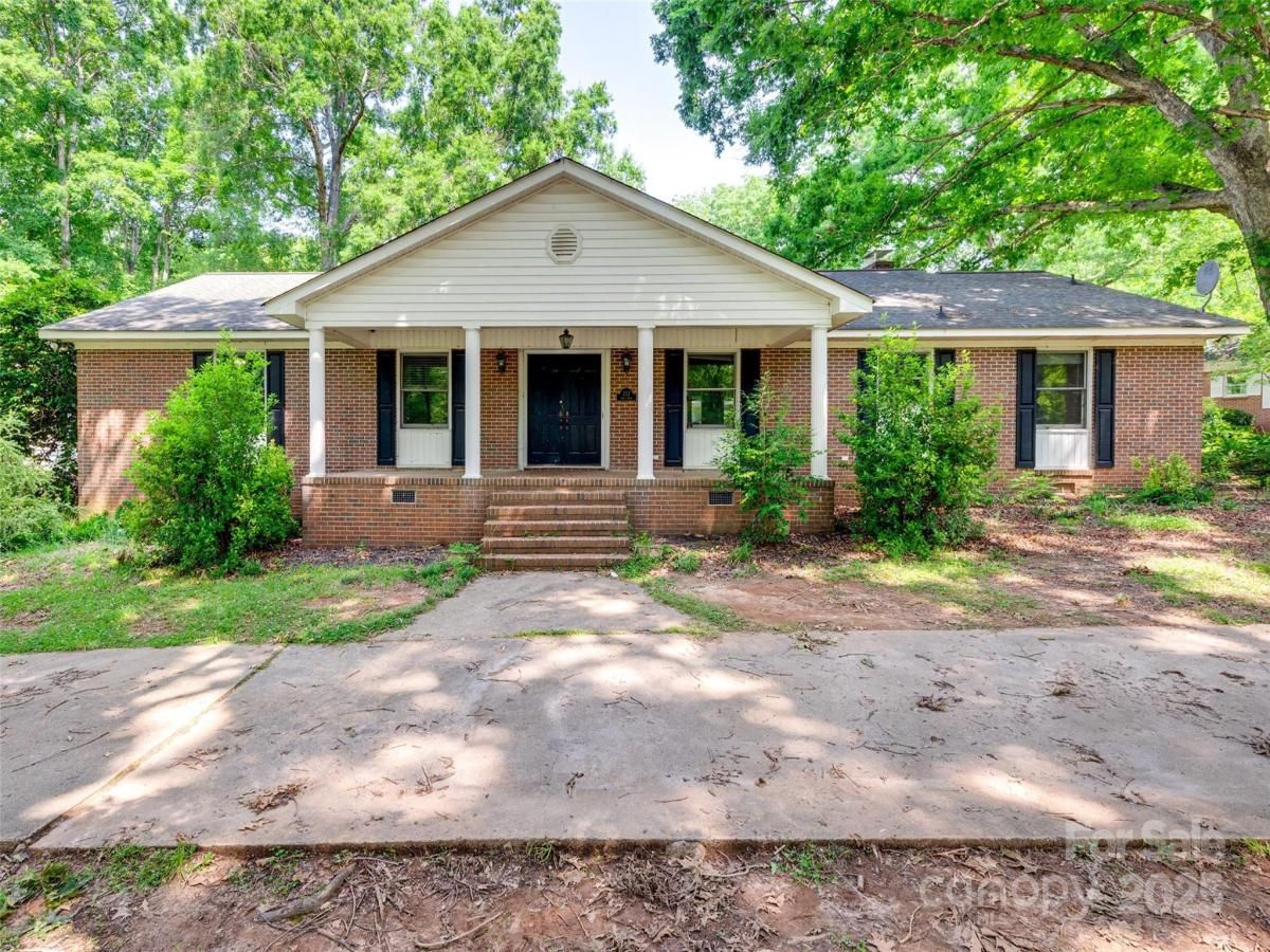 MLS #CAR4265743 image #0