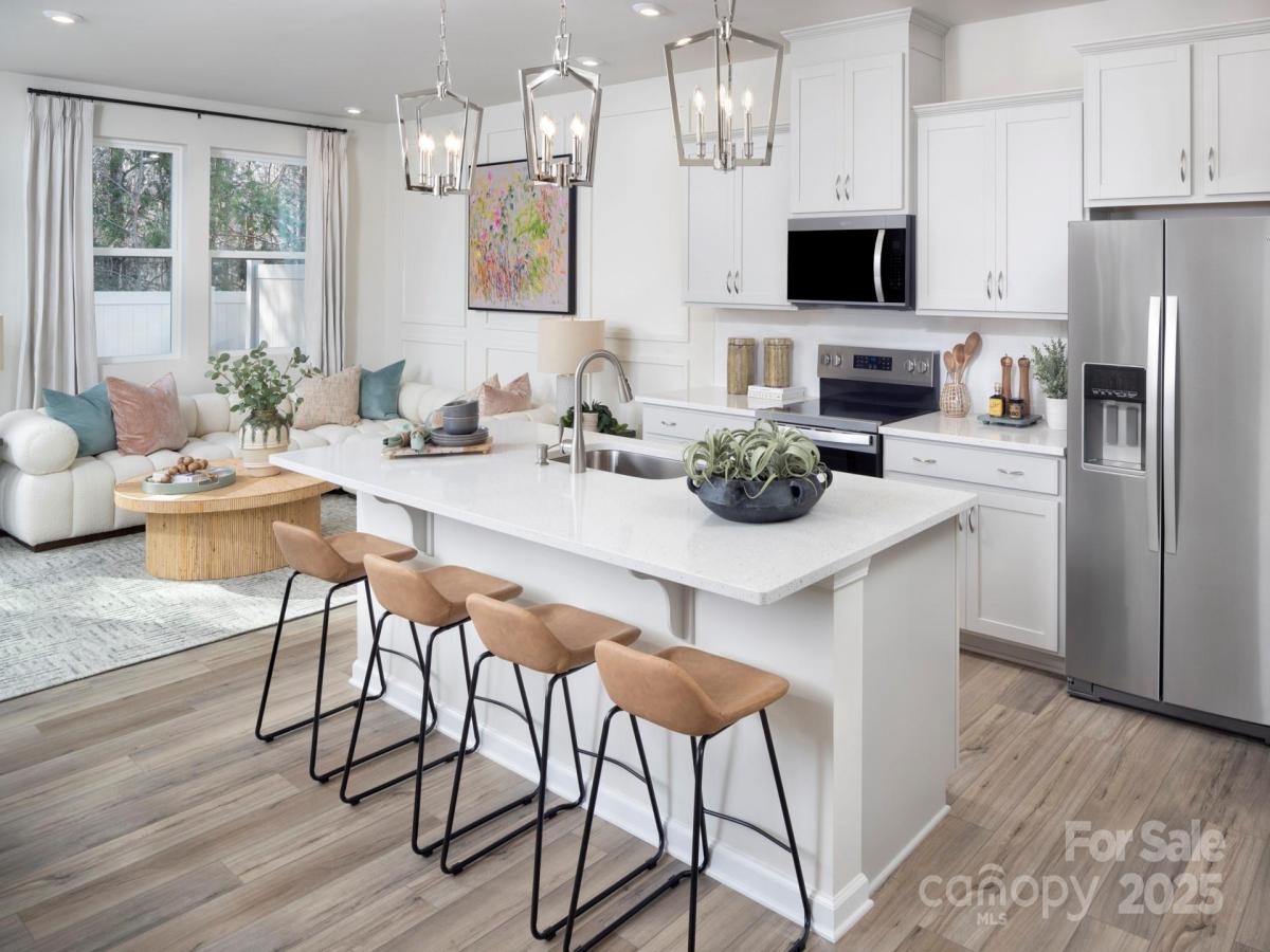 MLS #CAR4265943 image #0