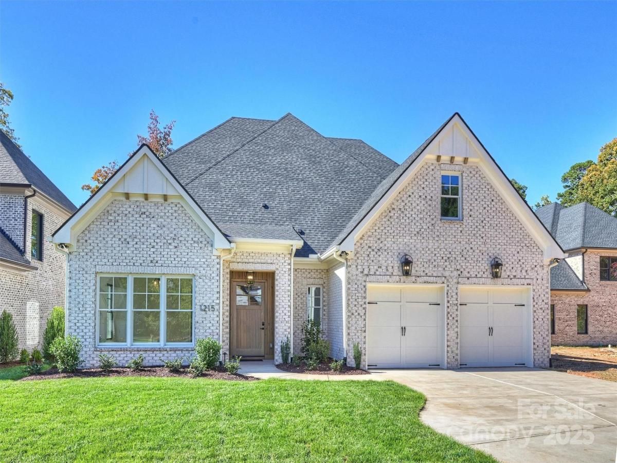 MLS #CAR4266494 image #0