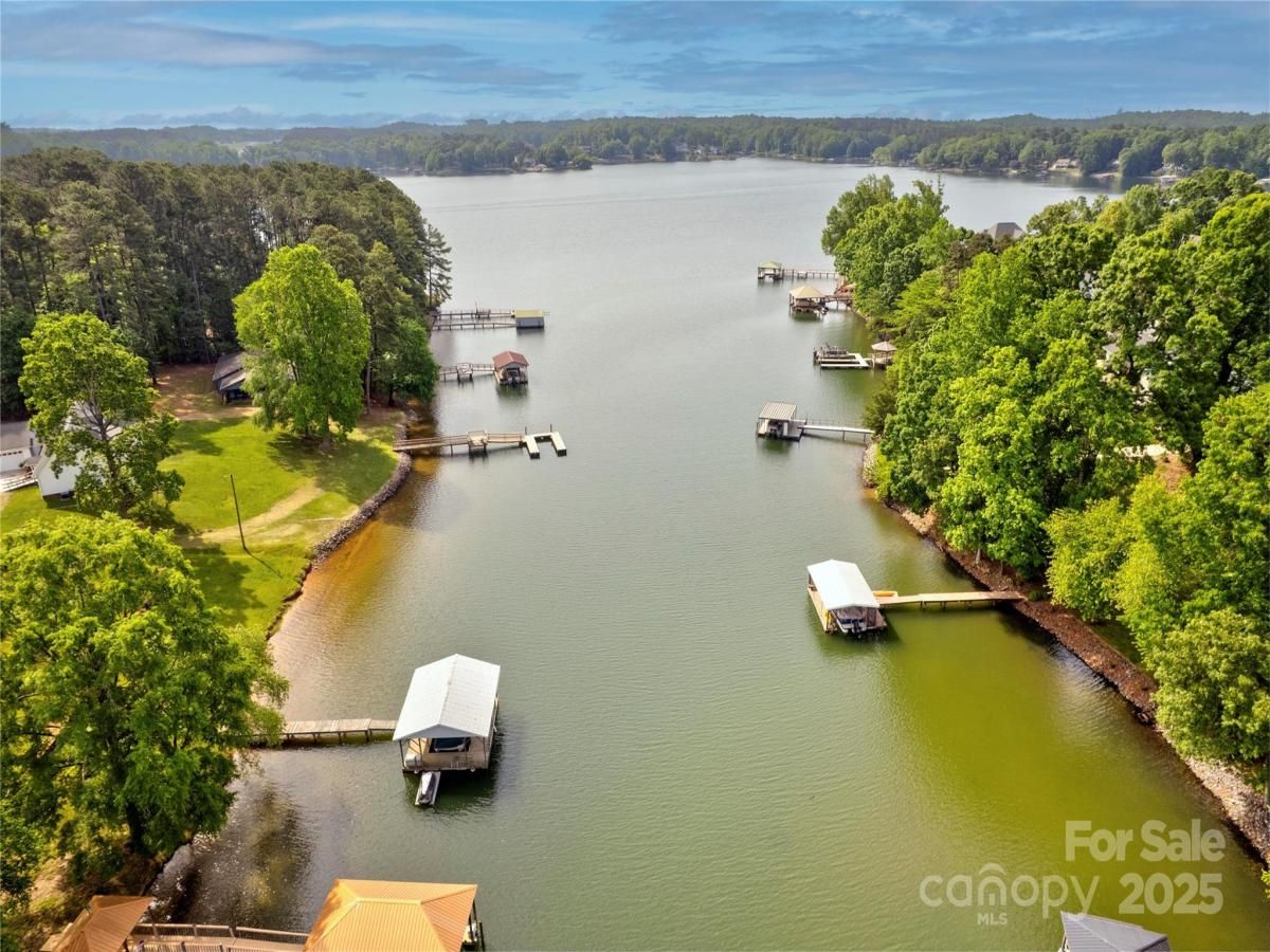 MLS #CAR4266540 image #0