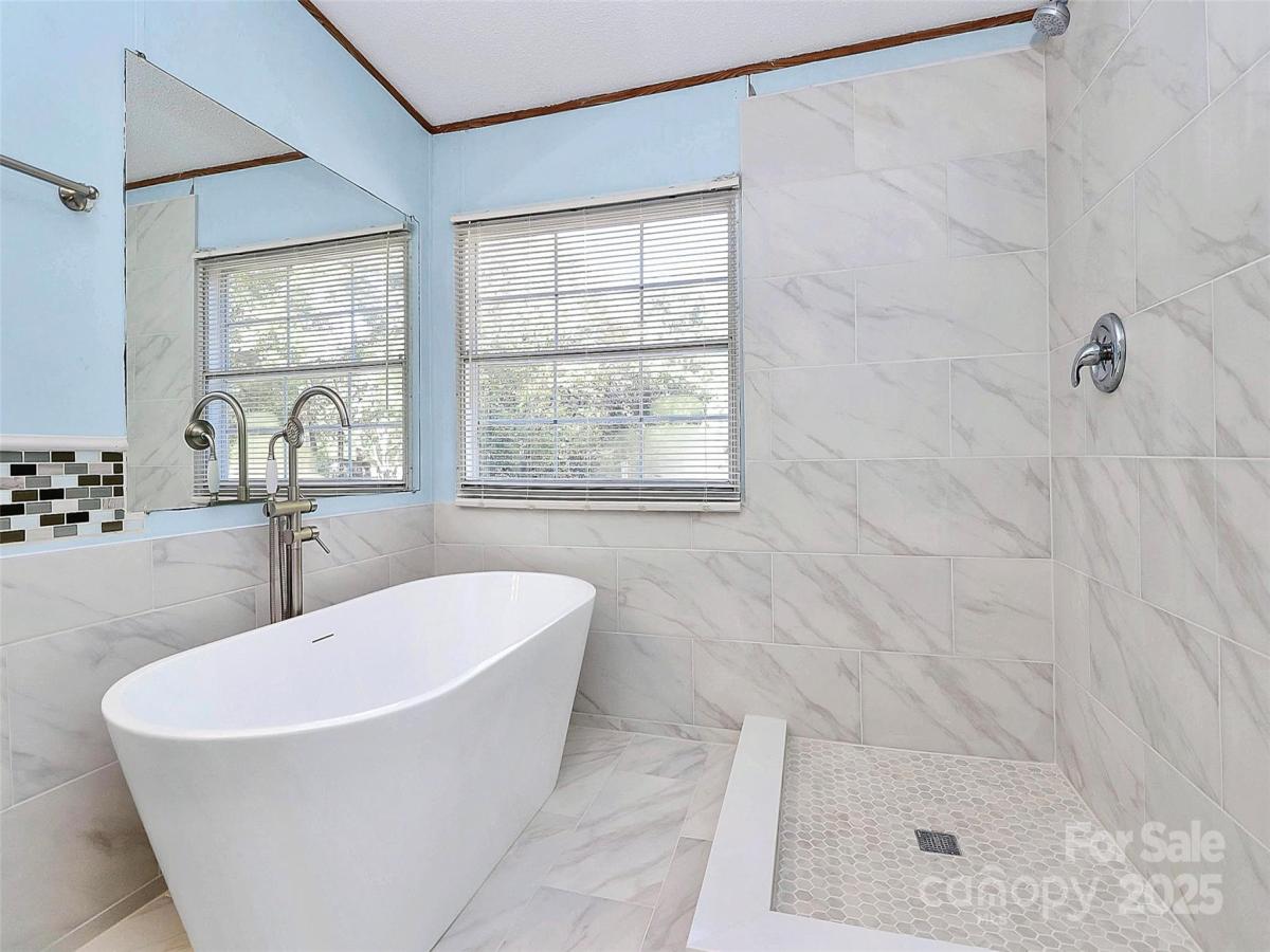 MLS #CAR4266982 image #0