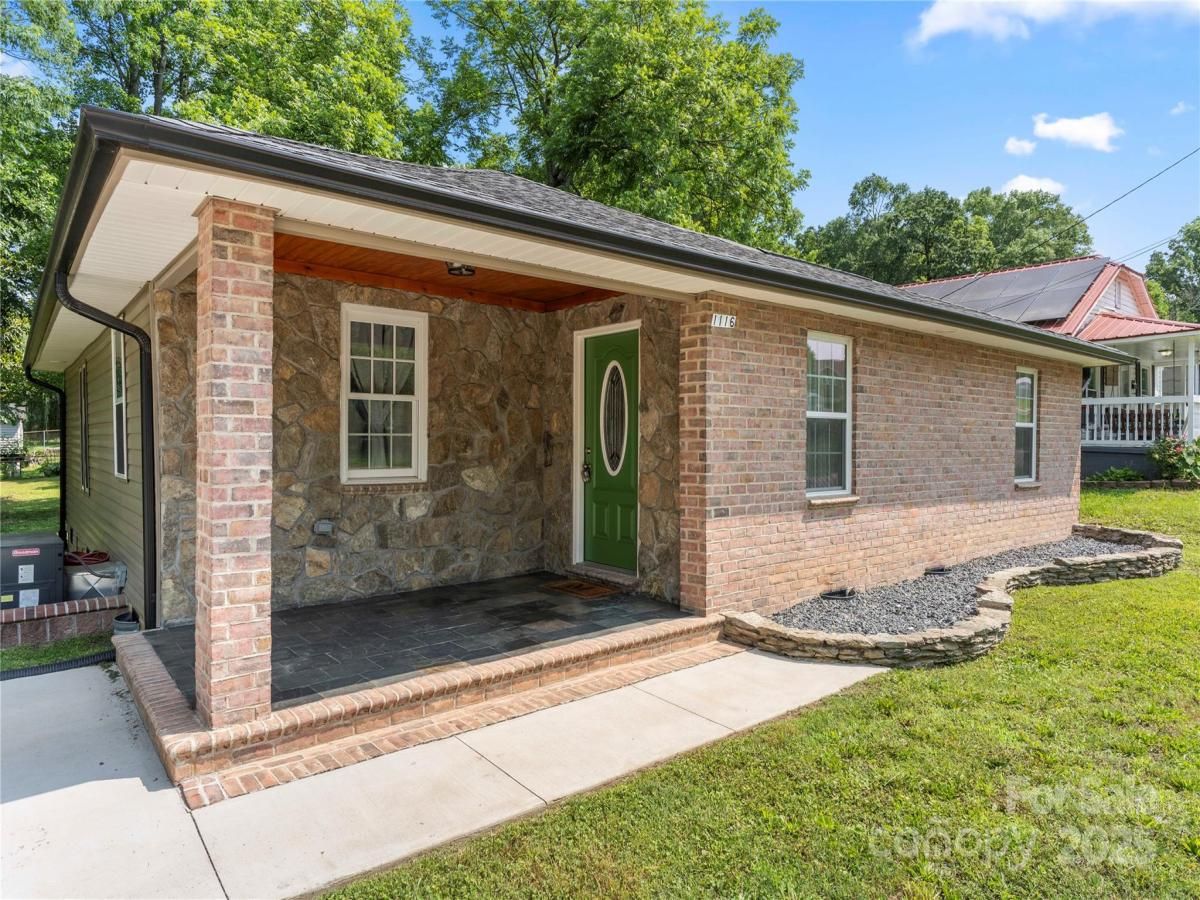 MLS #CAR4267087 image #0