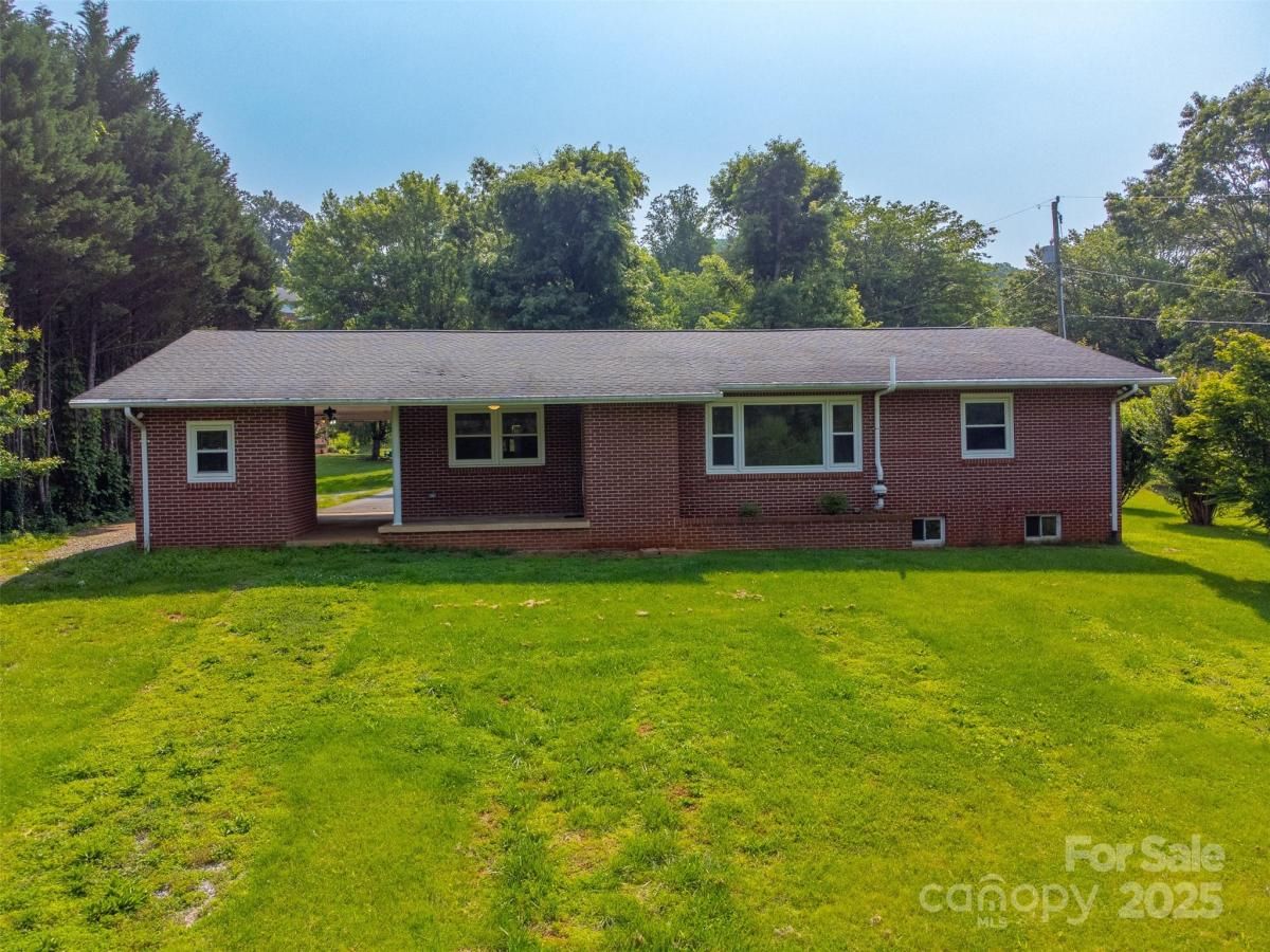 MLS #CAR4267172 image #0