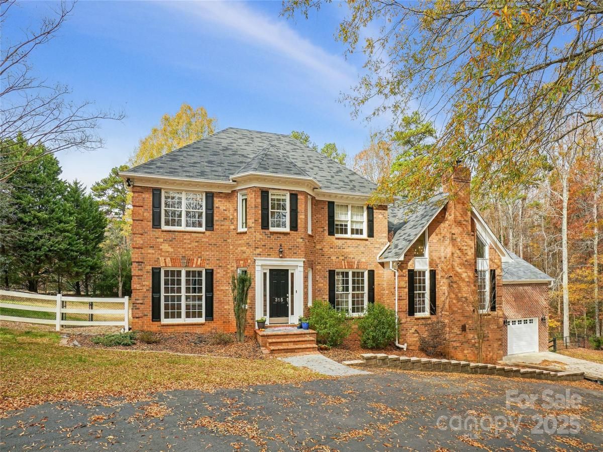 MLS #CAR4267692 image #0