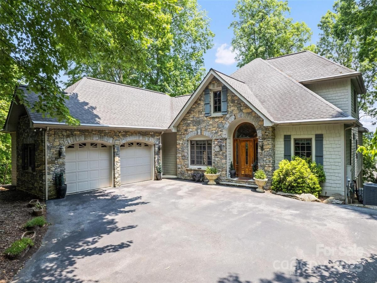 MLS #CAR4268355 image #0