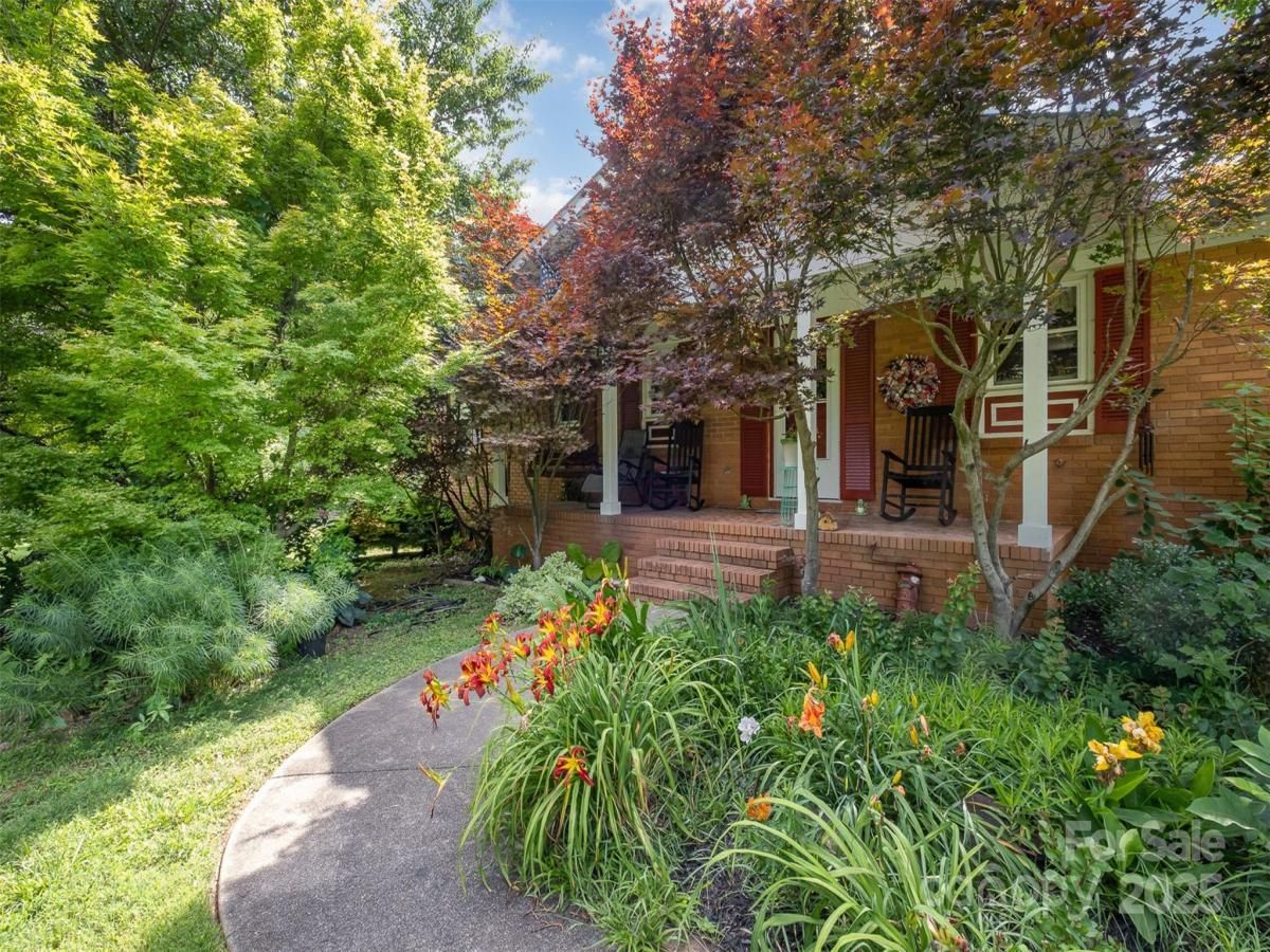 MLS #CAR4269066 image #0