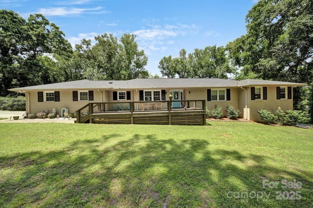 MLS #CAR4269241 image #0