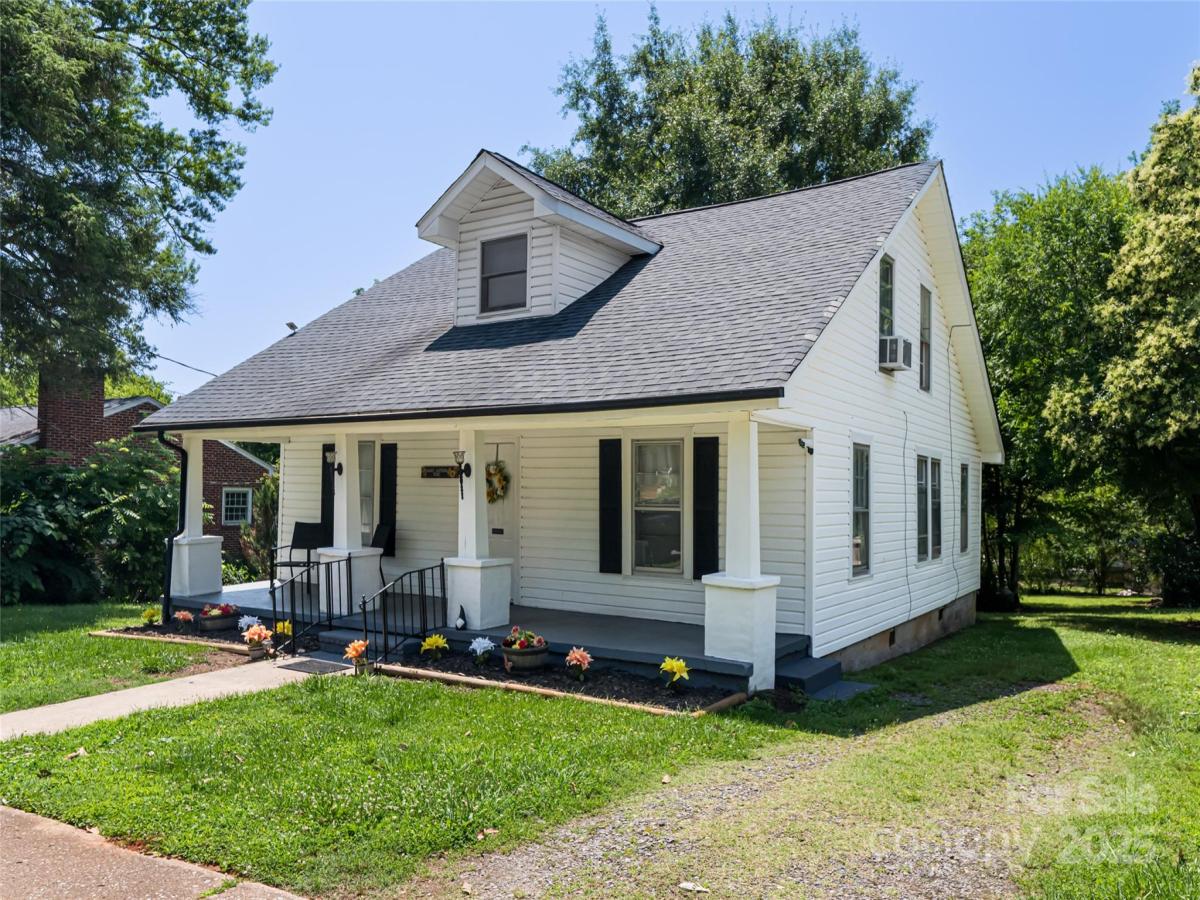 MLS #CAR4269374 image #0