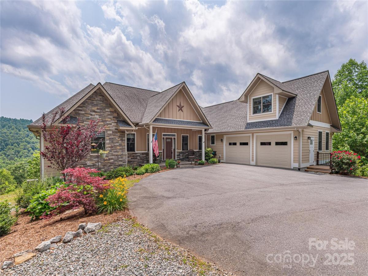 MLS #CAR4270163 image #0