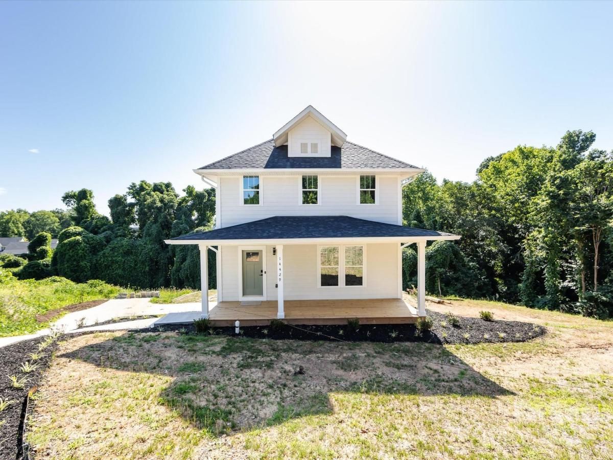 MLS #CAR4270252 image #0