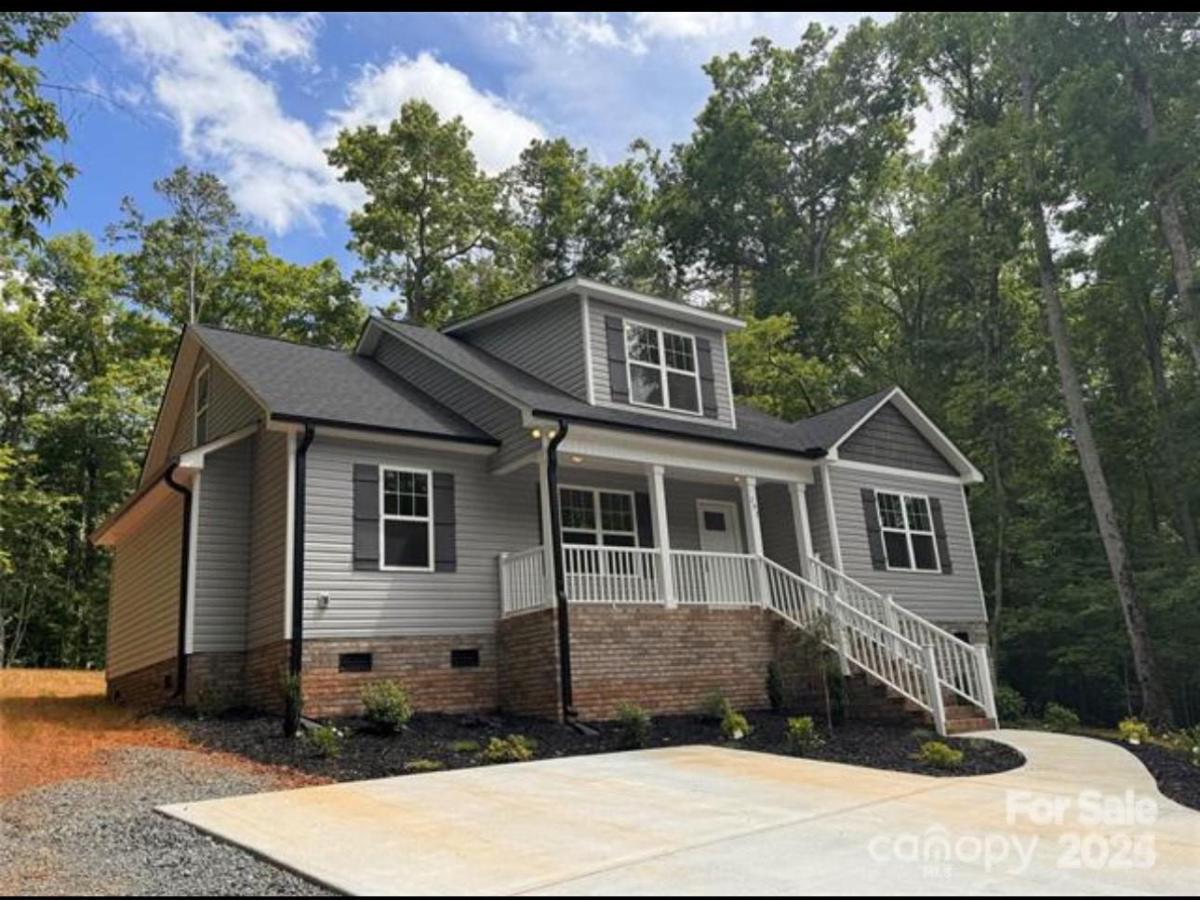 MLS #CAR4270794 image #0