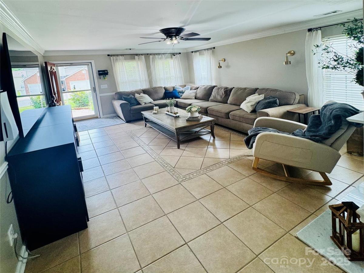 MLS #CAR4270988 image #0