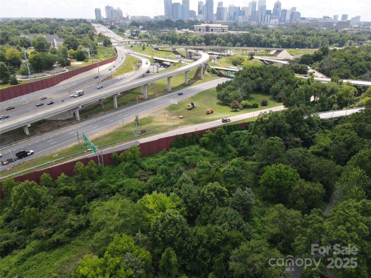 MLS #CAR4274292 image #0