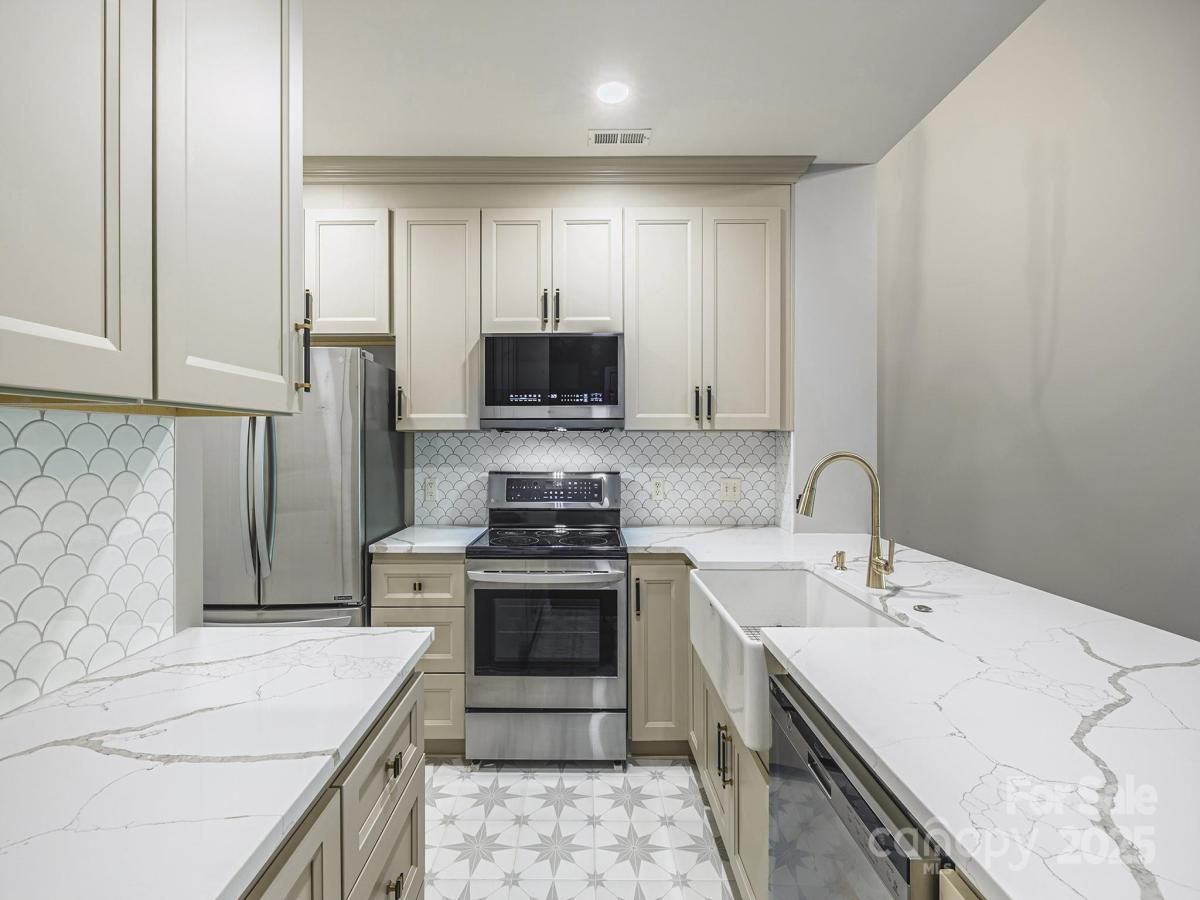 MLS #CAR4274754 image #0