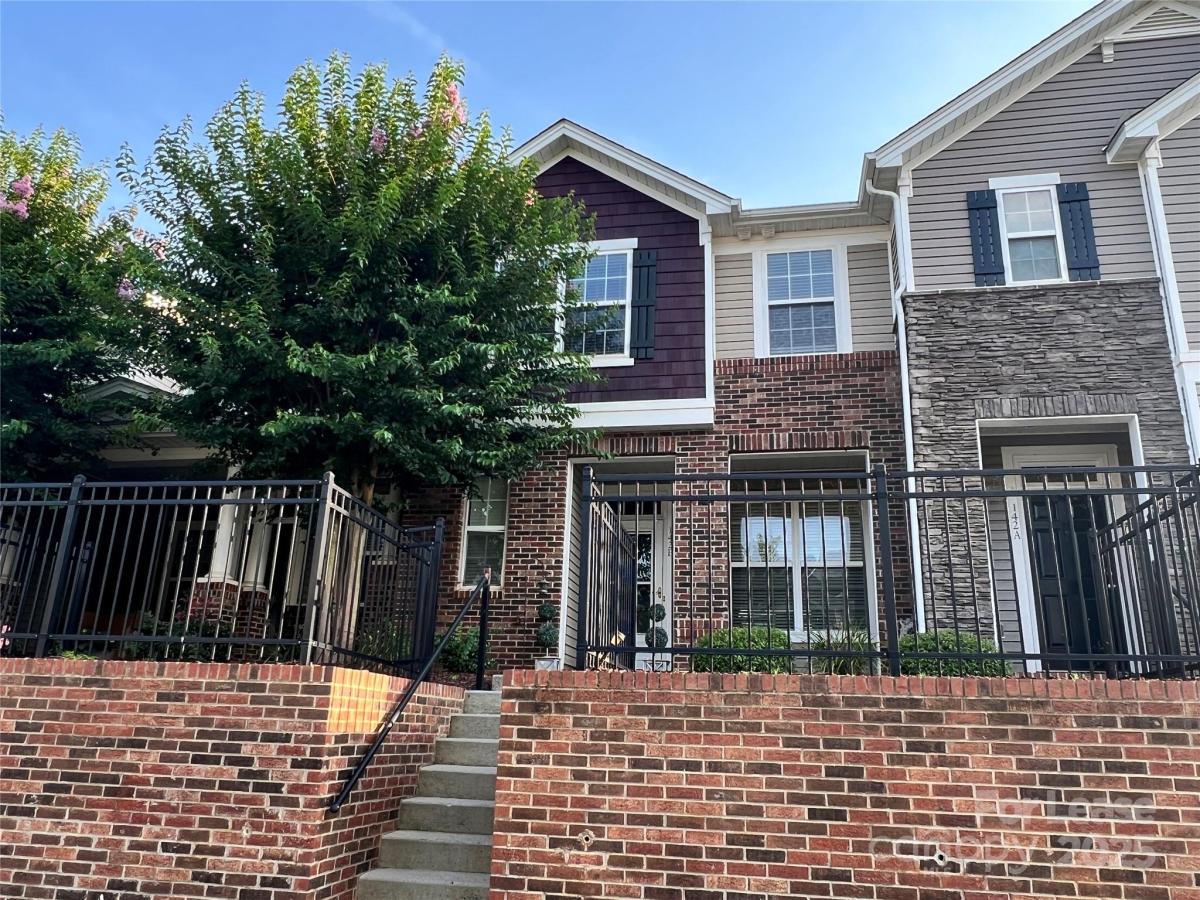 MLS #CAR4275349 image #0