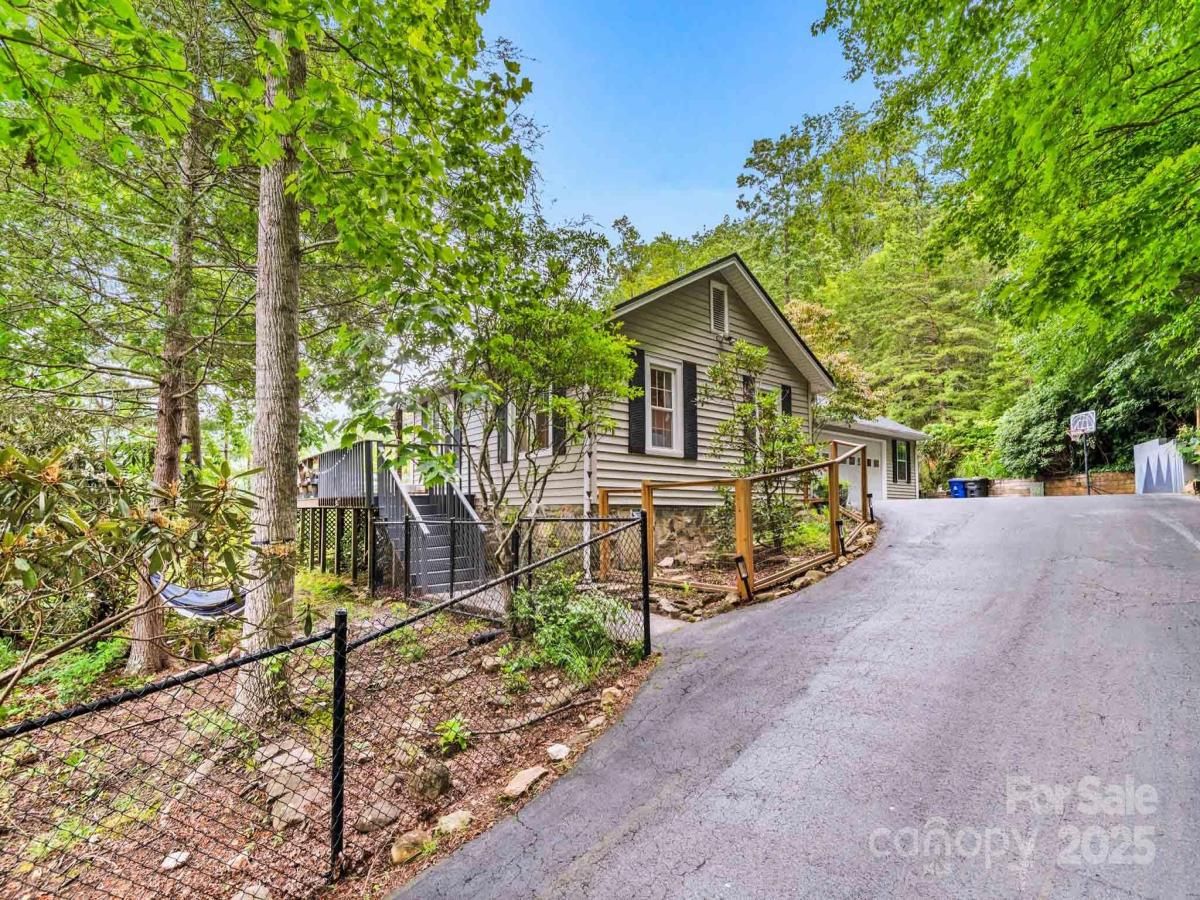 MLS #CAR4275444 image #0