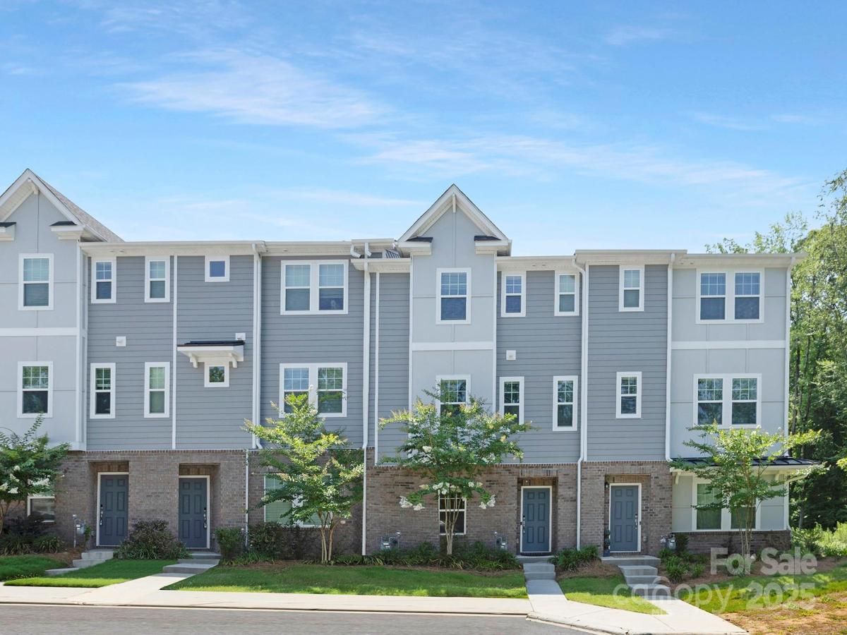 MLS #CAR4276014 image #0