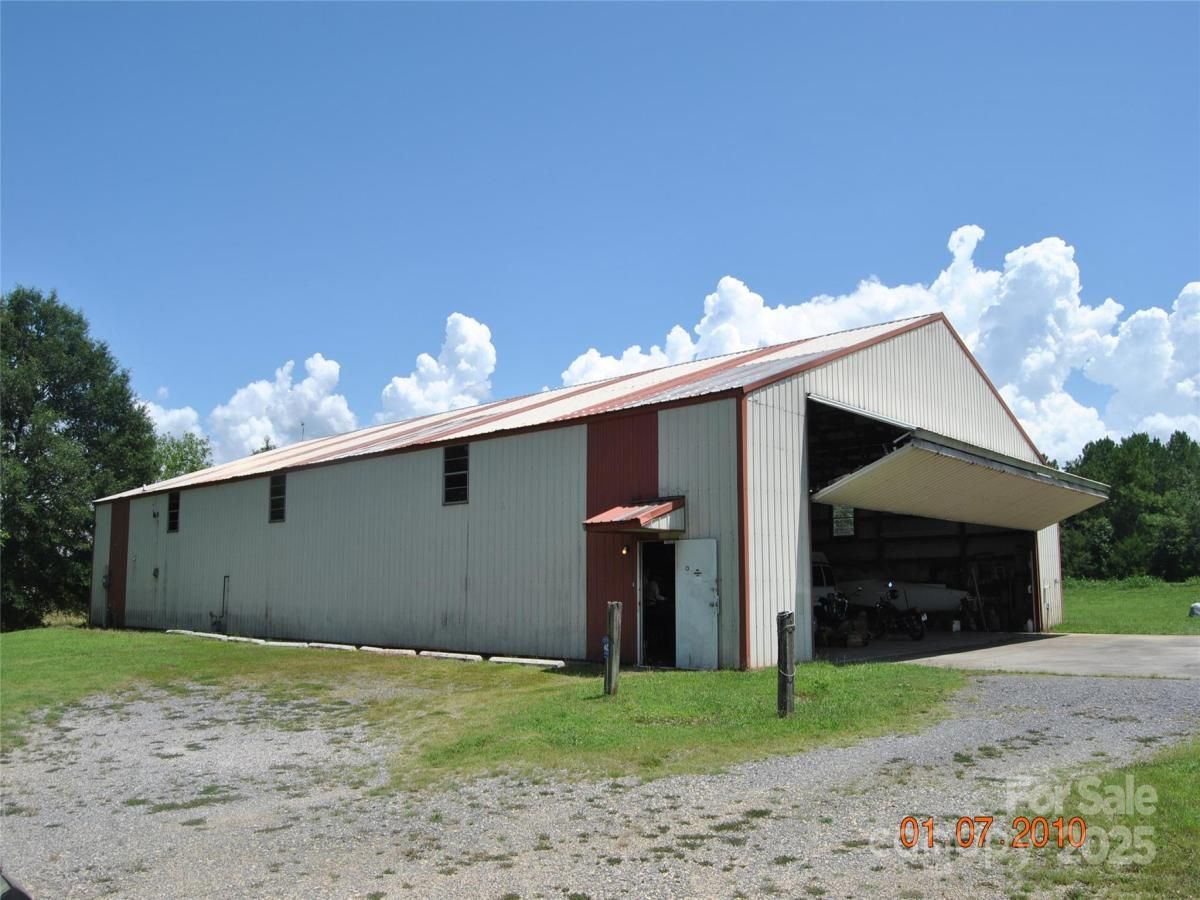 MLS #CAR4276281 image #0