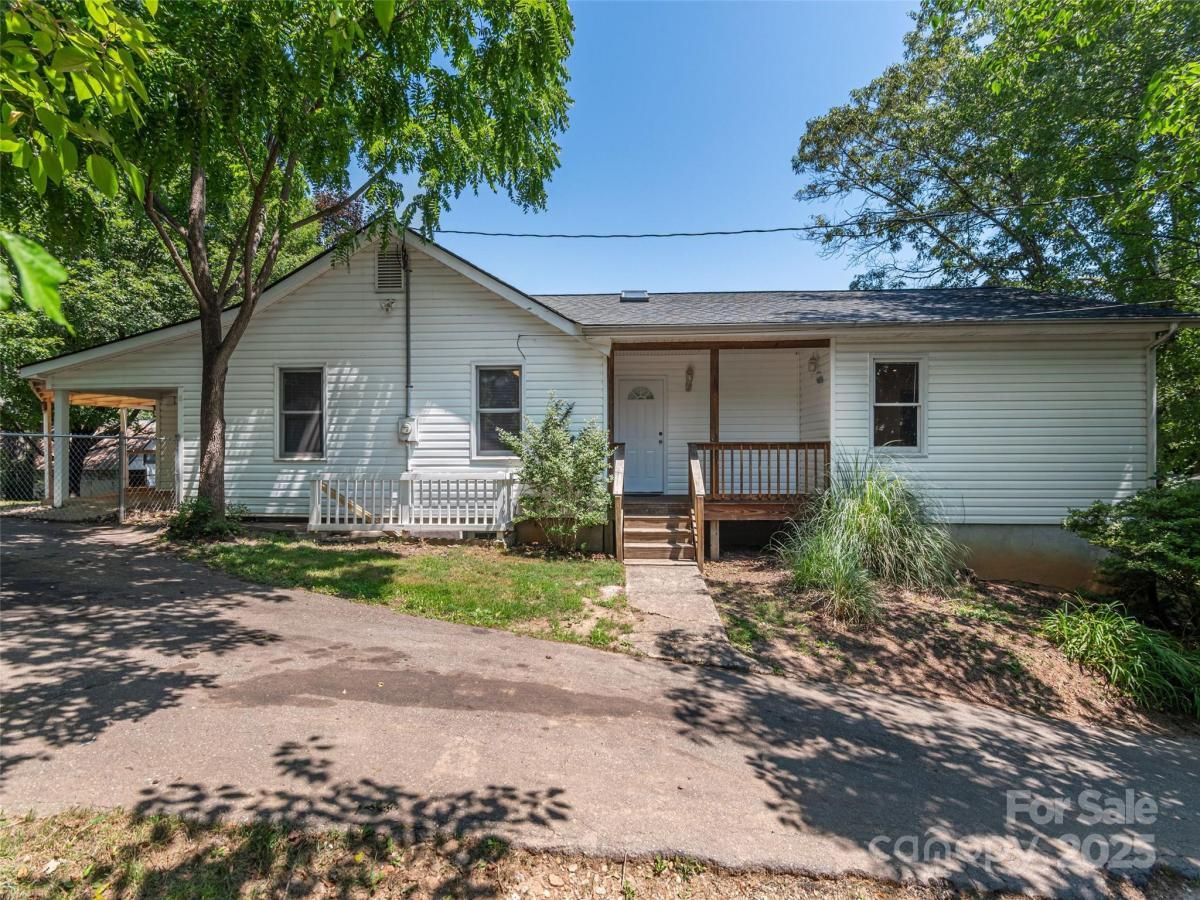 MLS #CAR4276422 image #0