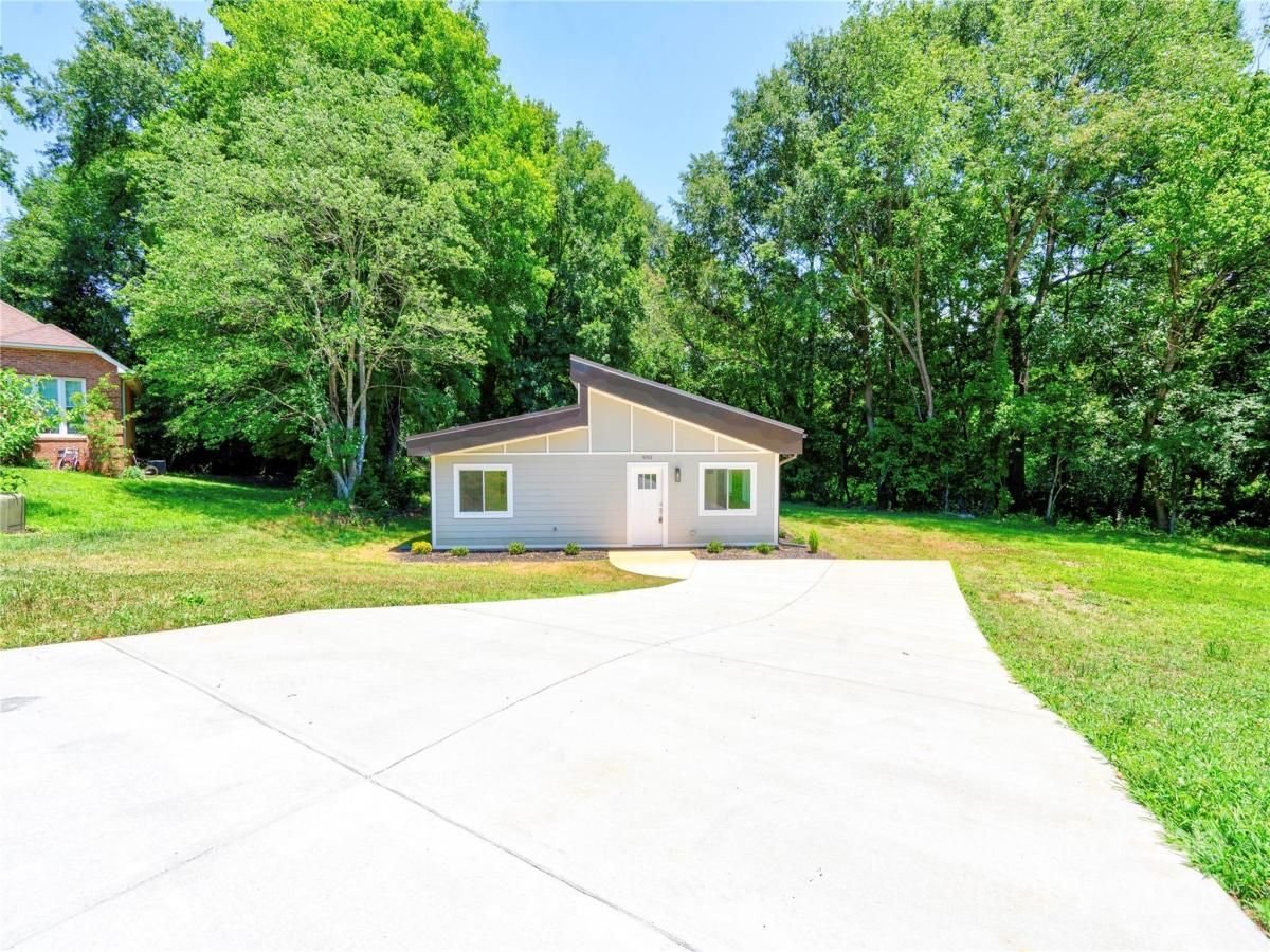 MLS #CAR4276627 image #0