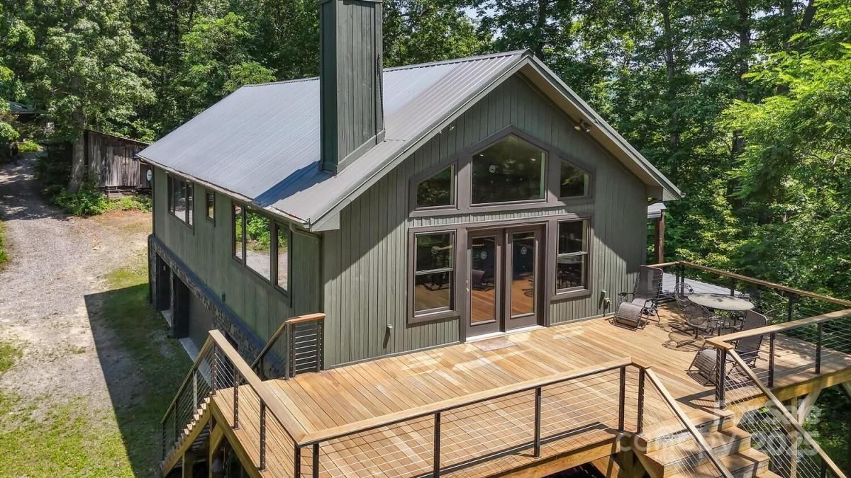 MLS #CAR4278030 image #0