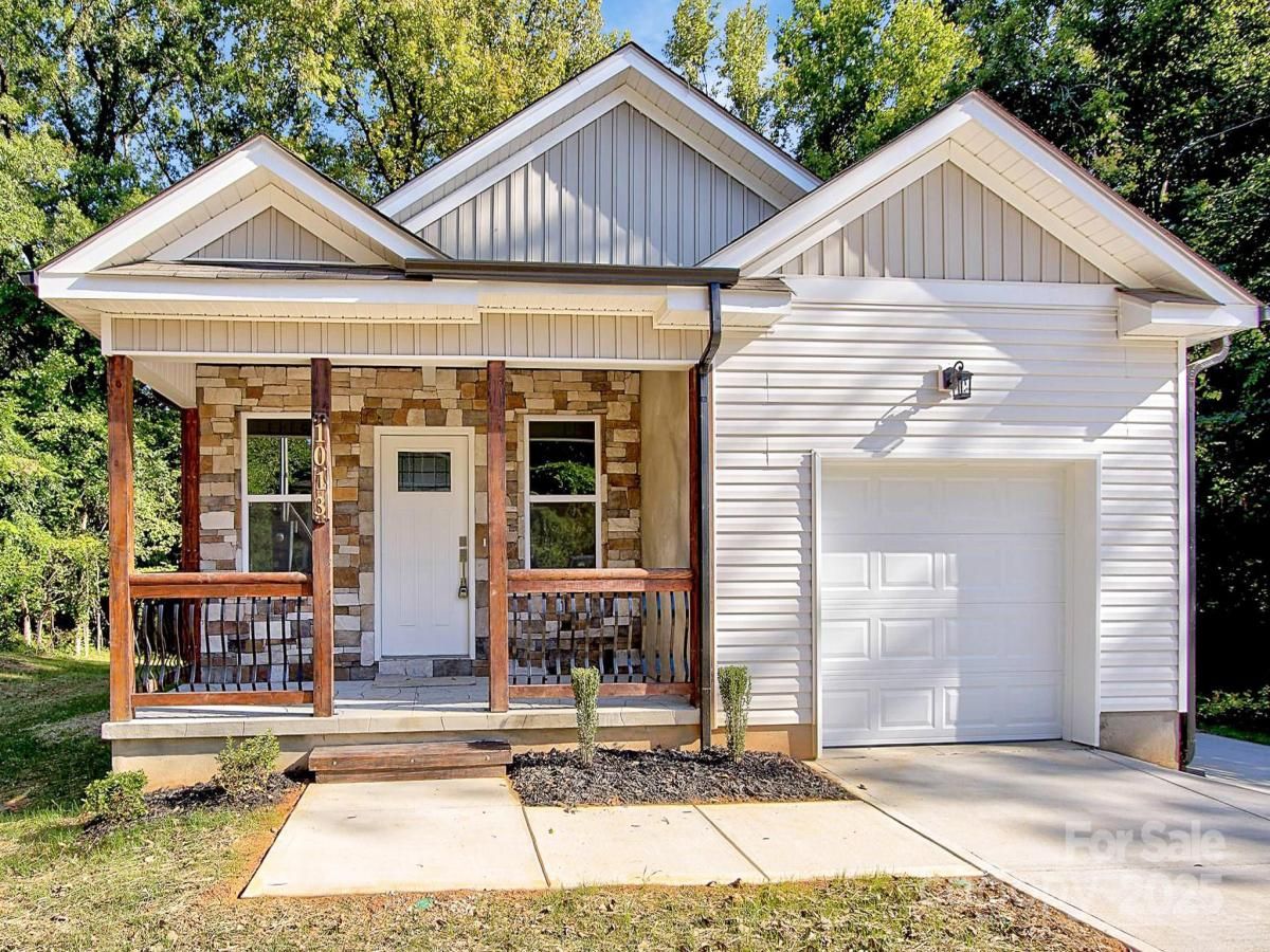 MLS #CAR4278293 image #0