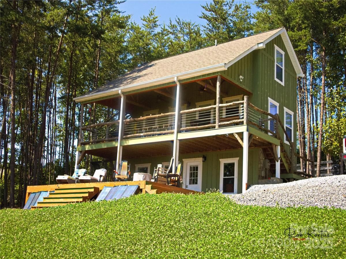 MLS #CAR4279297 image #0