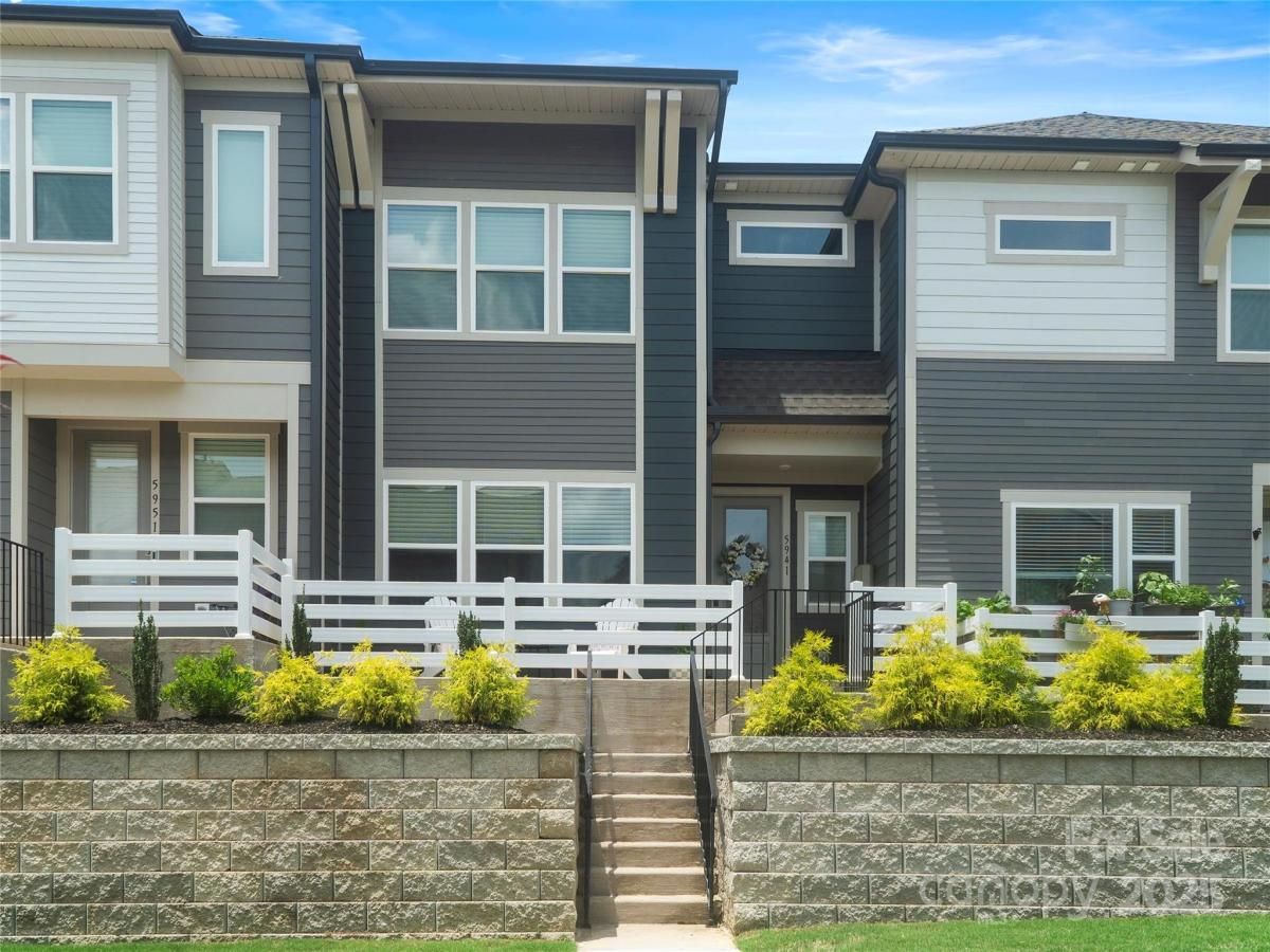 MLS #CAR4280288 image #0