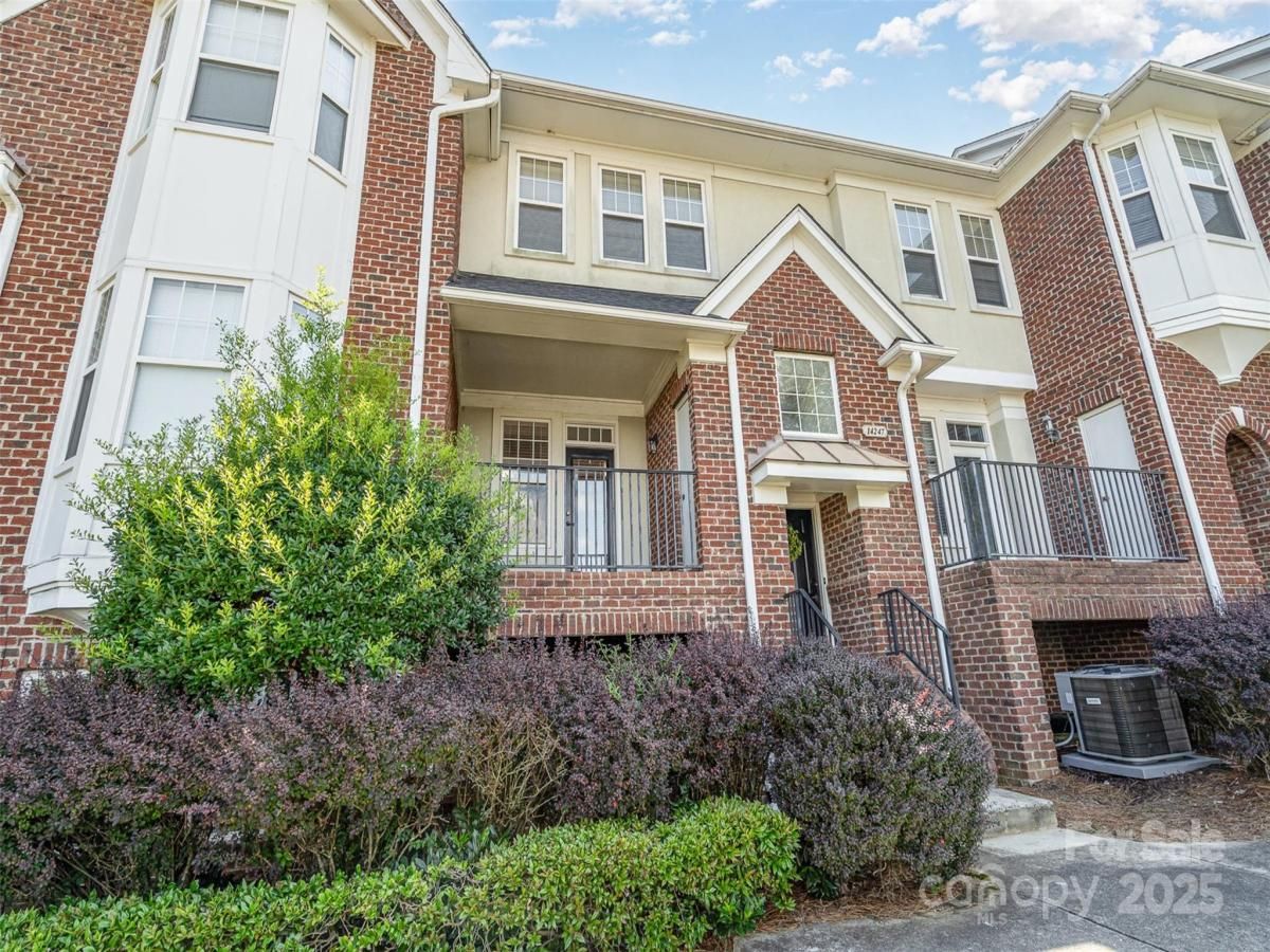 MLS #CAR4280603 image #0