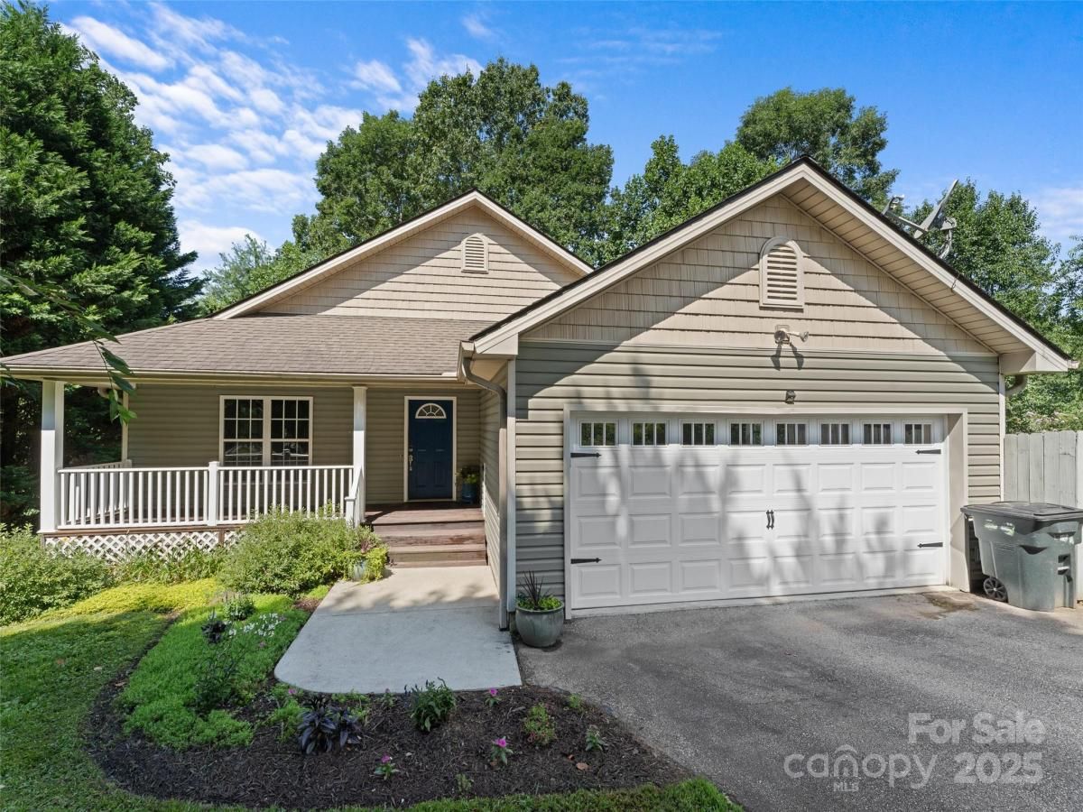 MLS #CAR4280756 image #0