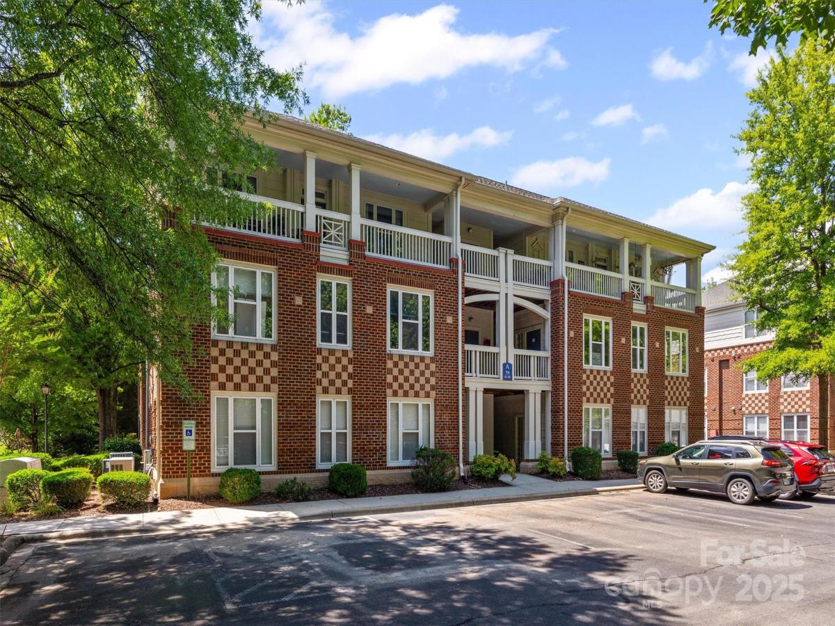 MLS #CAR4280856 image #0