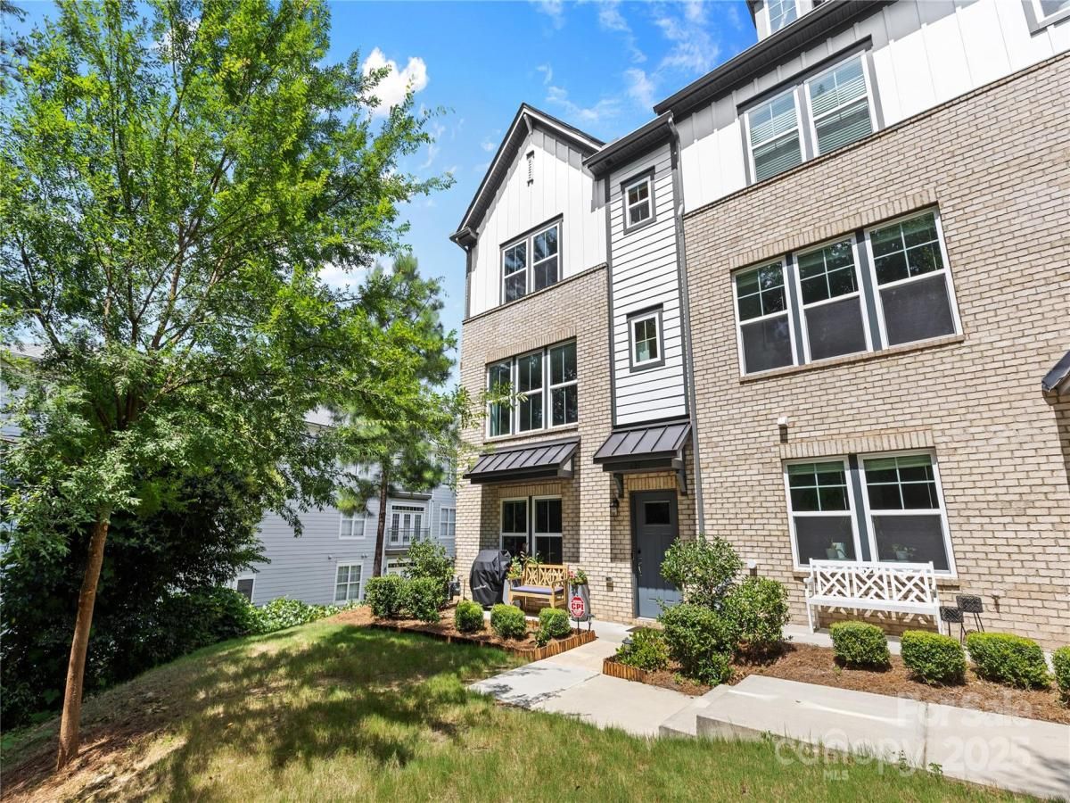 MLS #CAR4281088 image #0