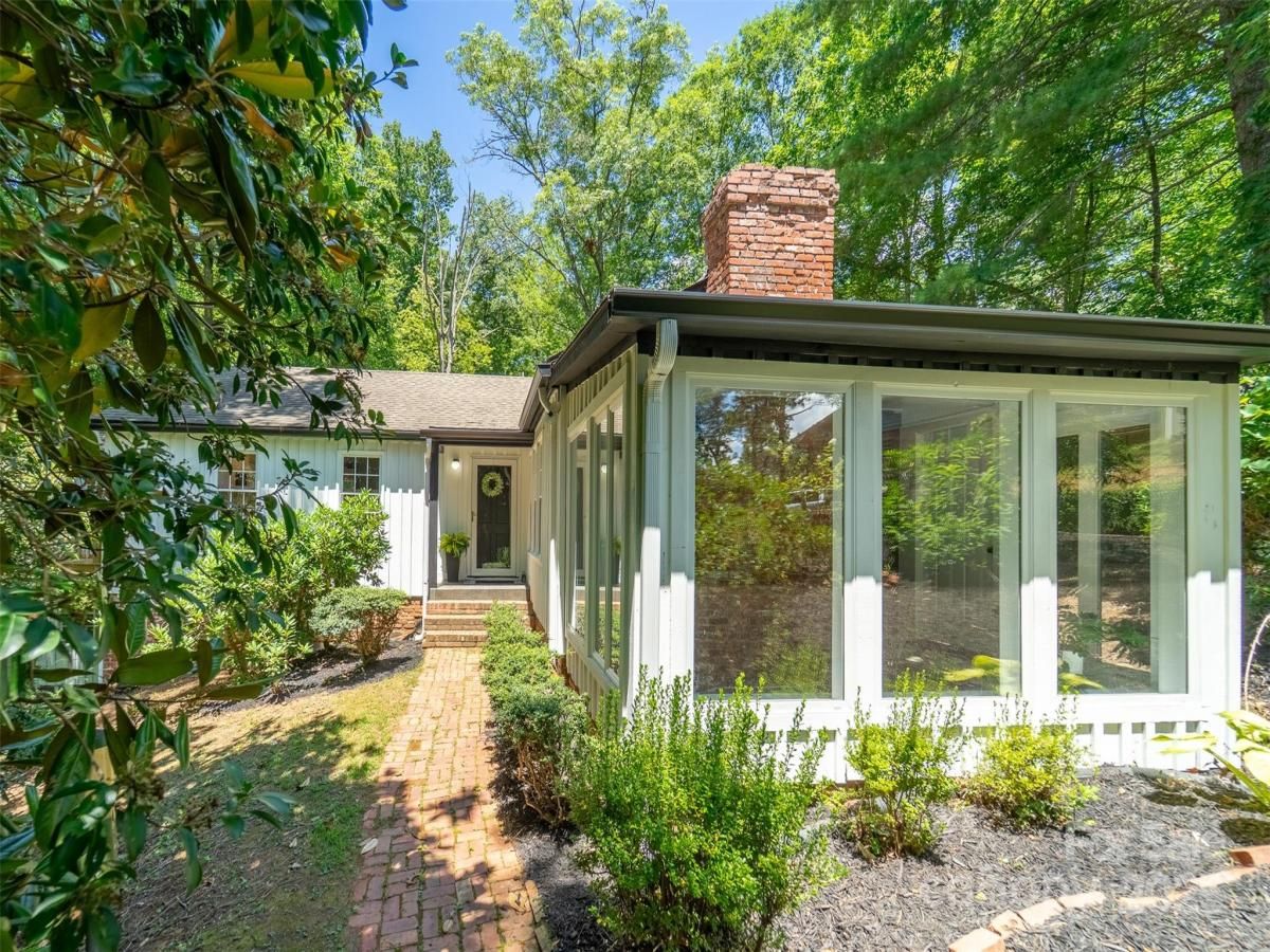 MLS #CAR4281116 image #0