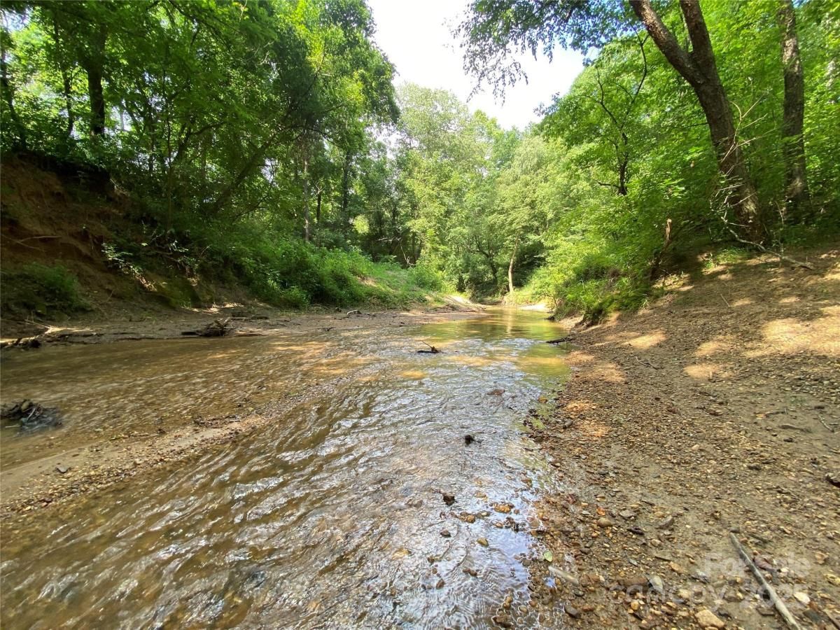 MLS #CAR4281149 image #0