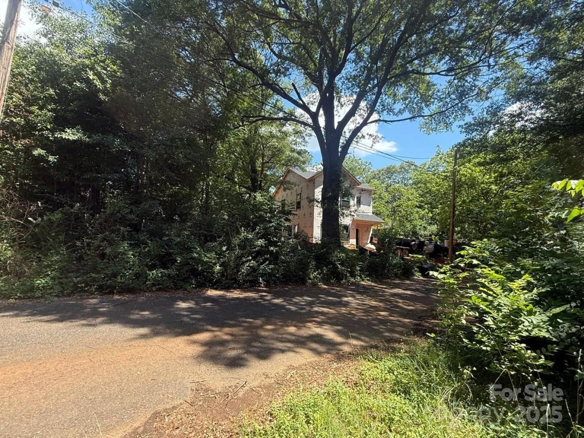 MLS #CAR4281909 image #0