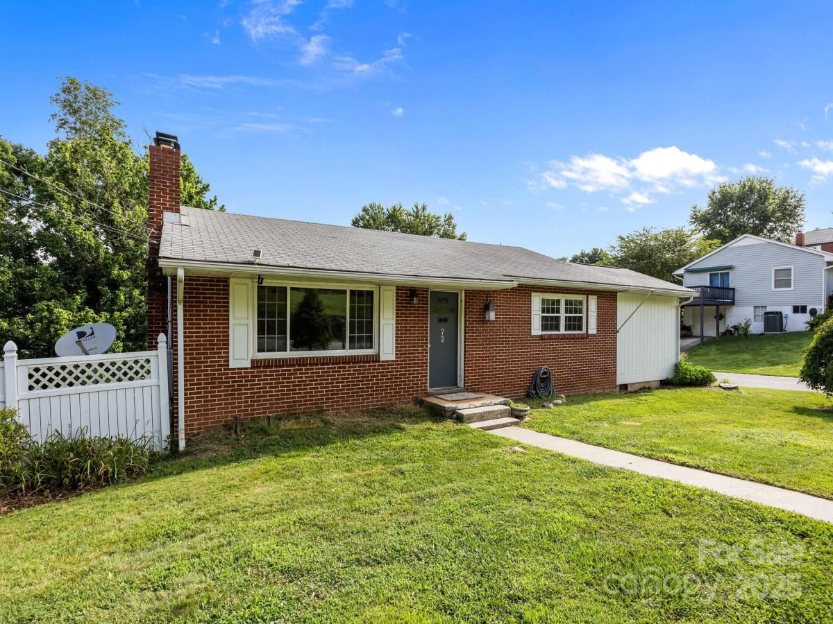 MLS #CAR4282532 image #0