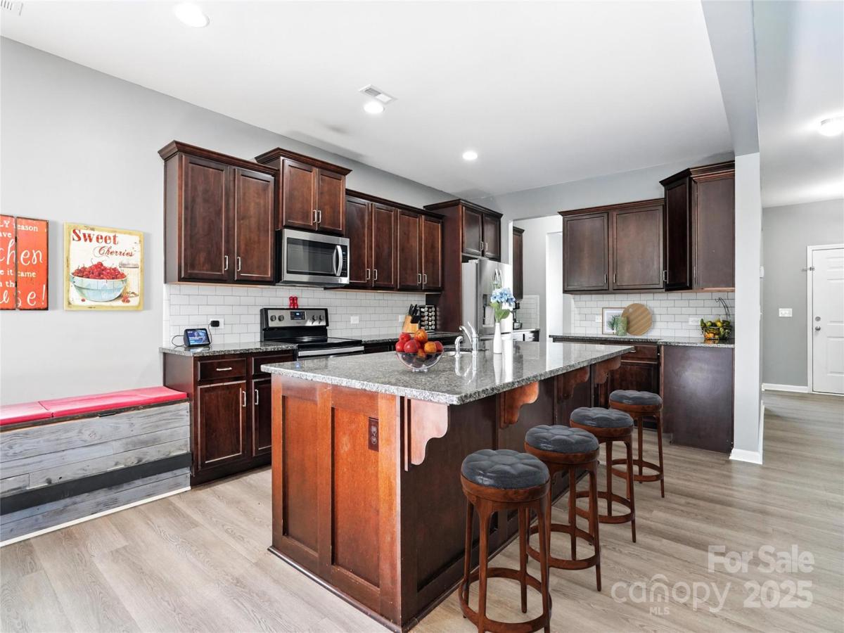 MLS #CAR4283666 image #0