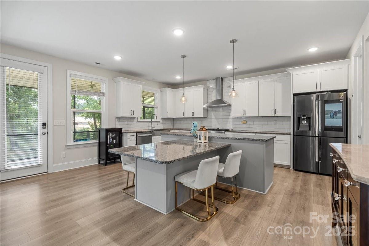 MLS #CAR4283986 image #0