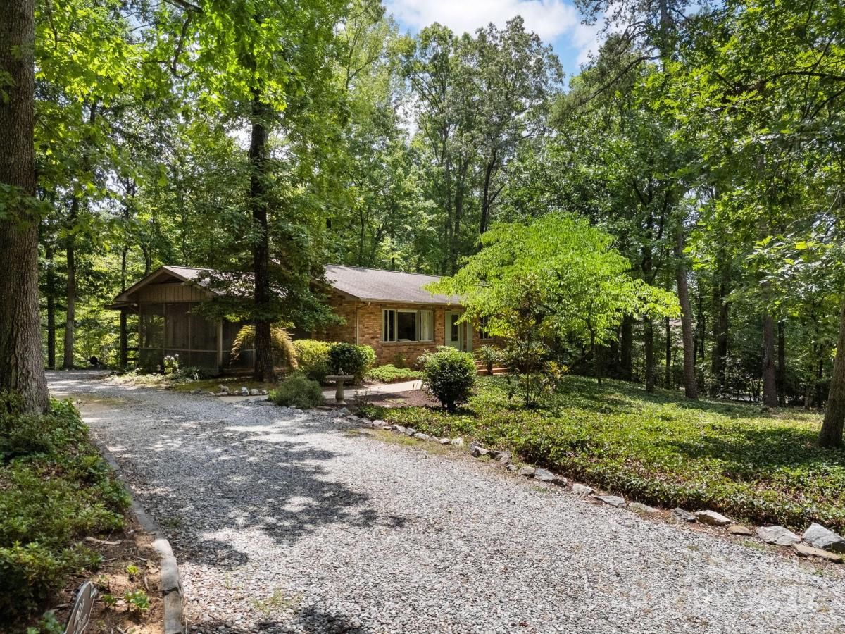 MLS #CAR4284831 image #0