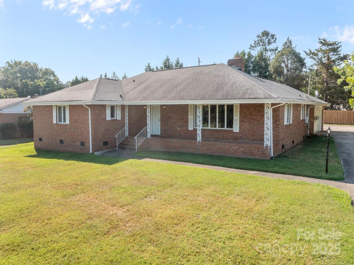 MLS #CAR4285174 image #0