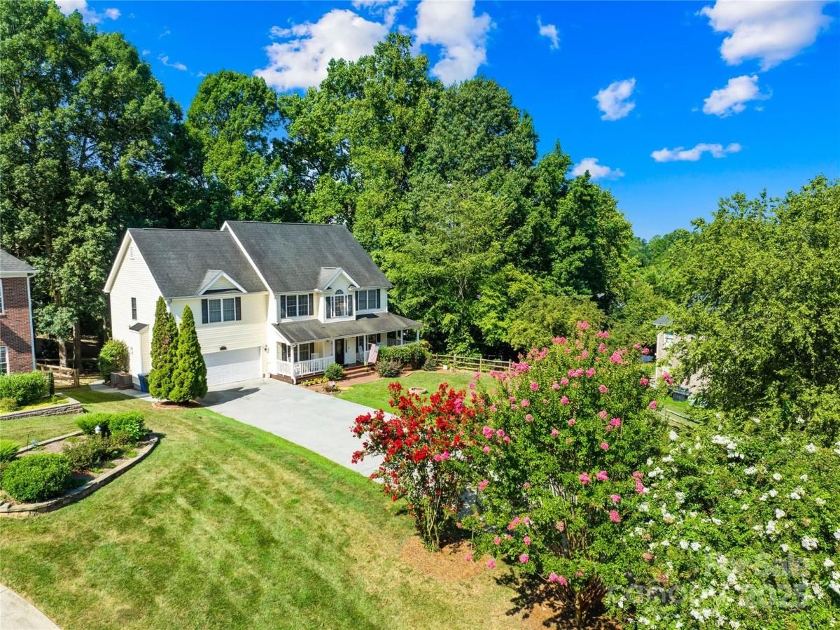 MLS #CAR4285181 image #0