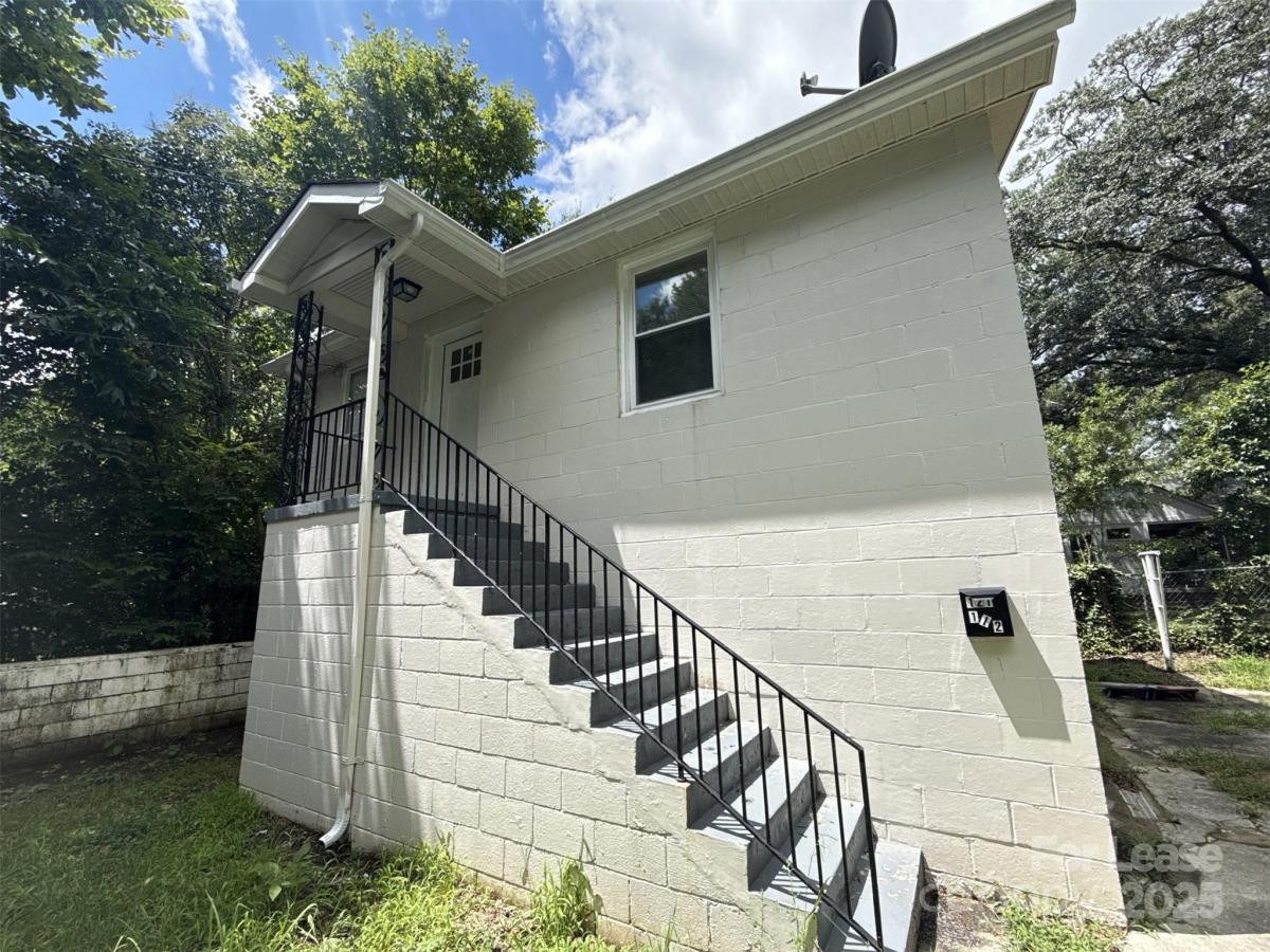 MLS #CAR4285586 image #0