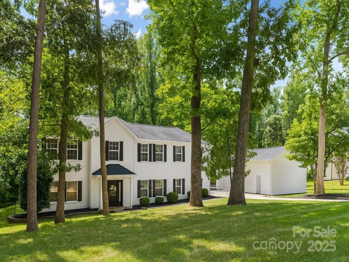 MLS #CAR4285740 image #0