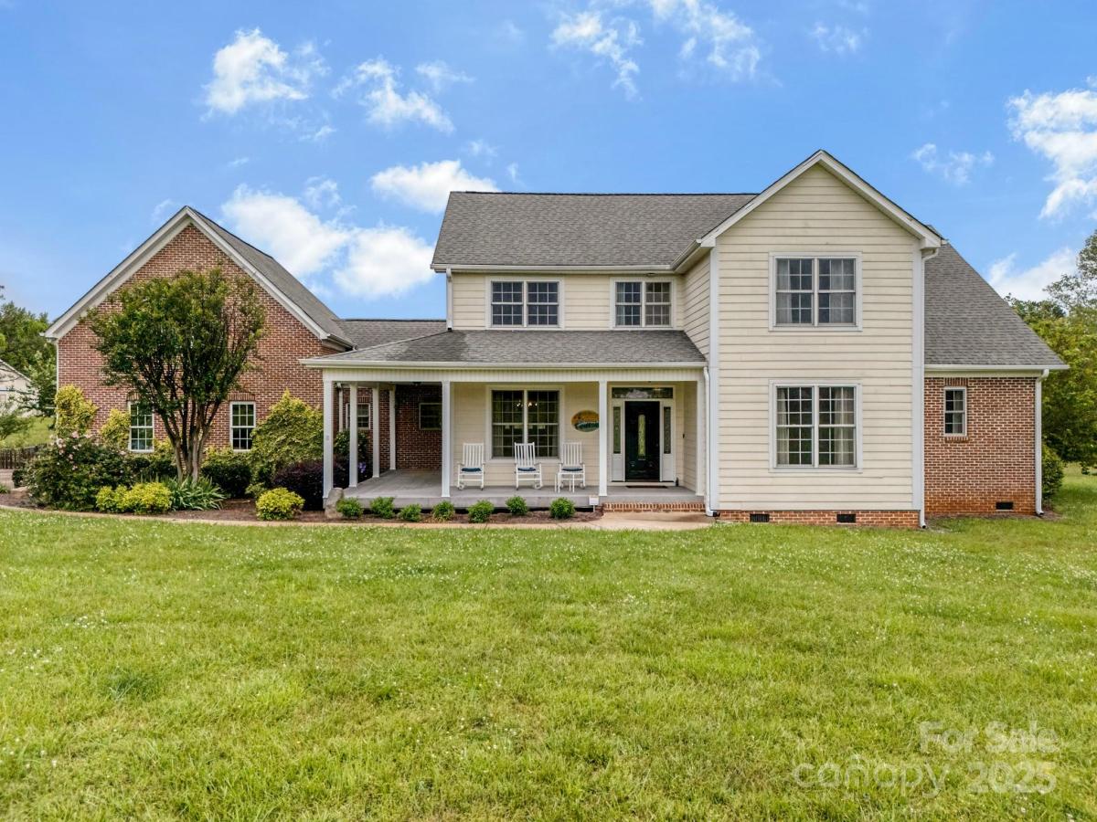 MLS #CAR4285868 image #0