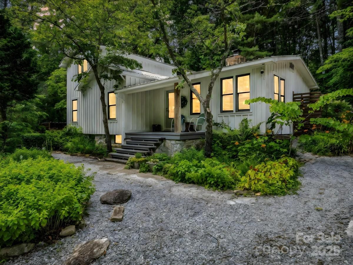 MLS #CAR4286134 image #0