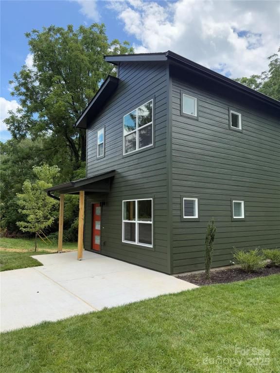 MLS #CAR4286151 image #0