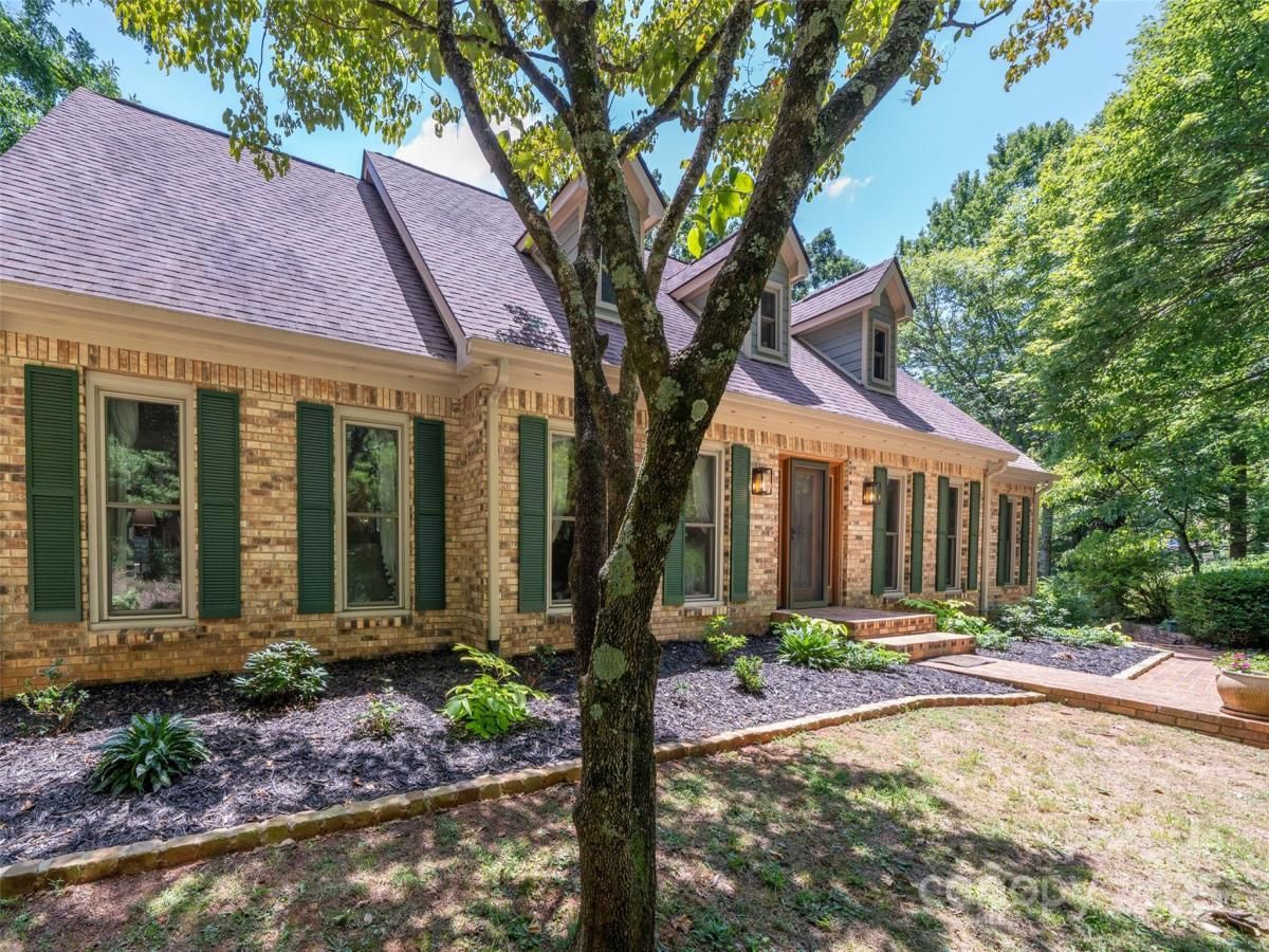 MLS #CAR4287217 image #0