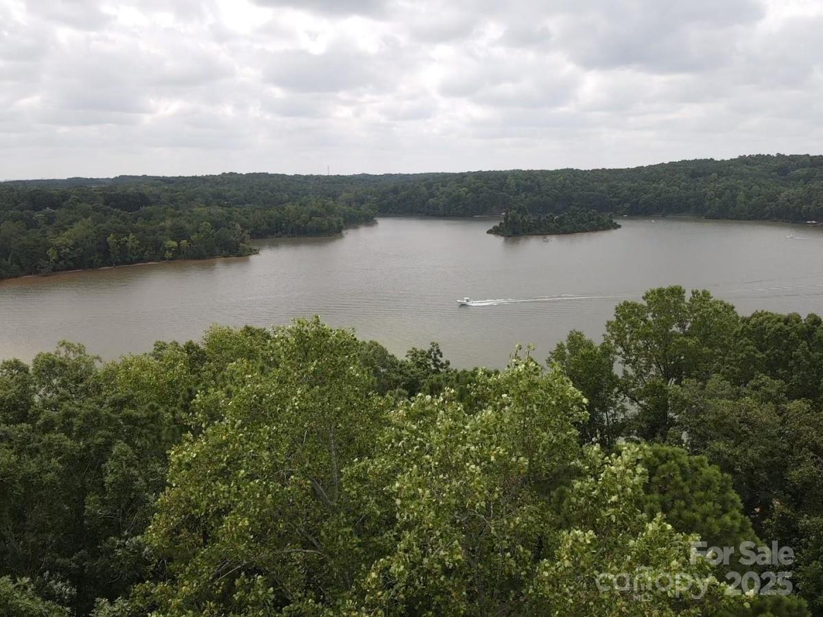 MLS #CAR4287225 image #0