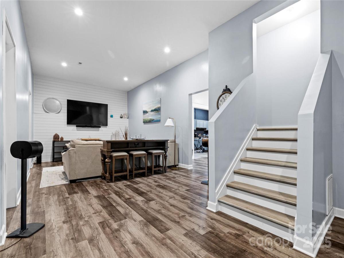 MLS #CAR4287656 image #0